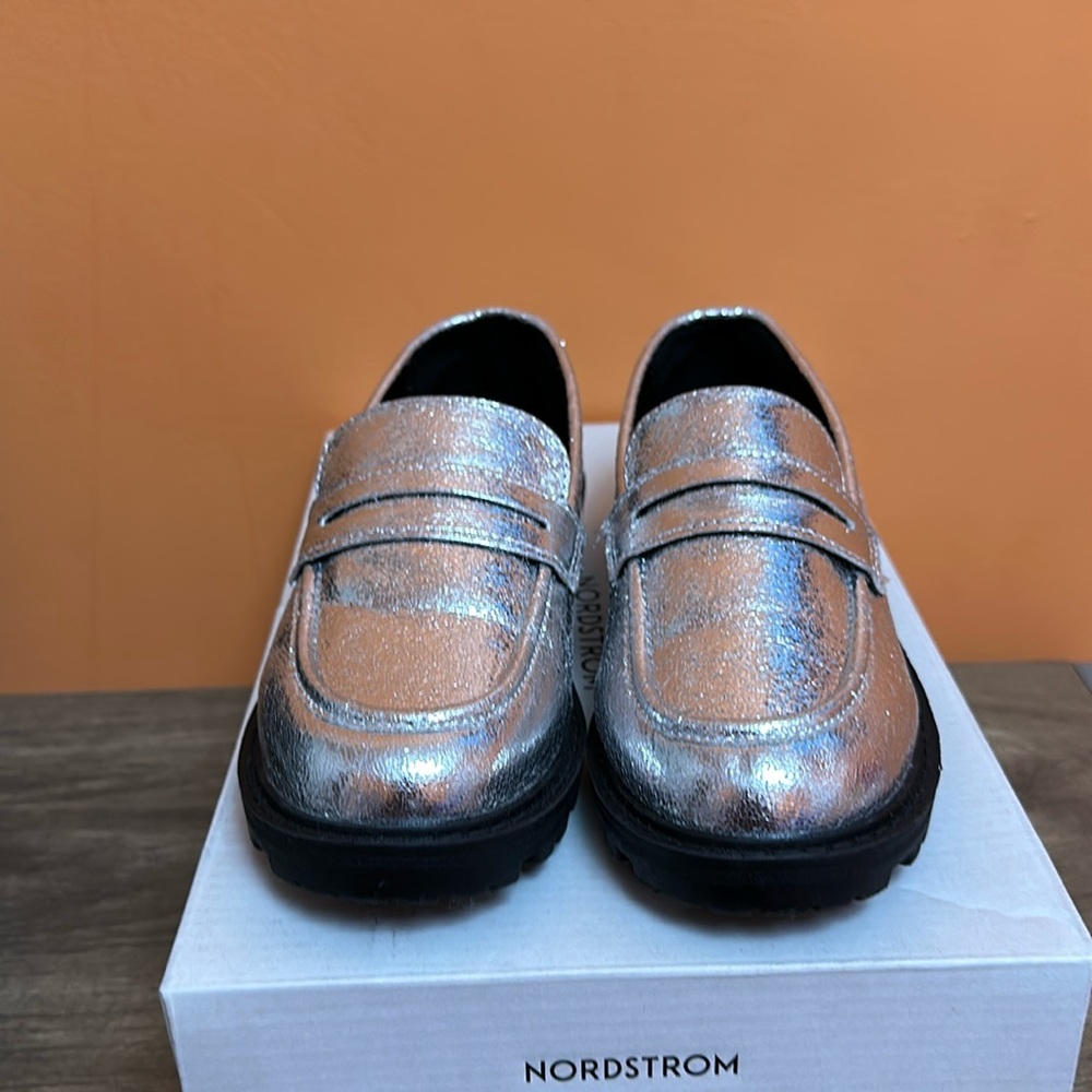 Girls silver metallic loafers!